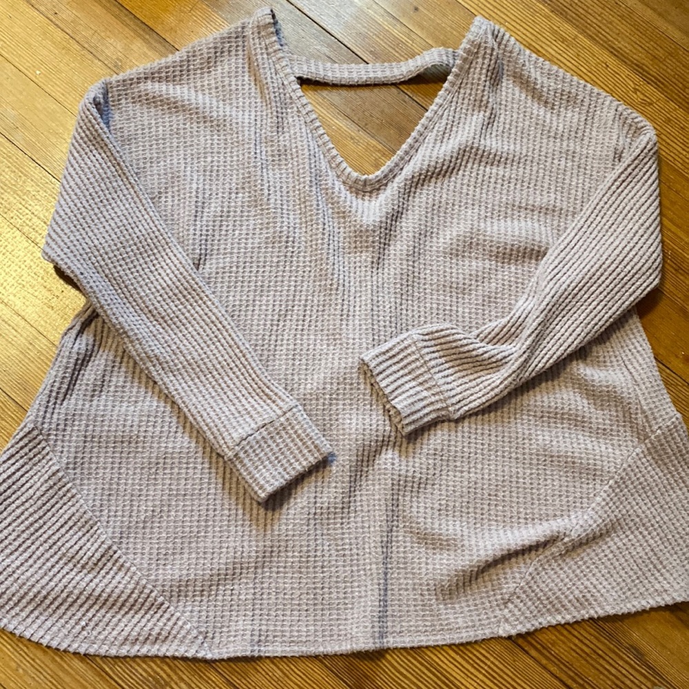 American Eagle Sweater